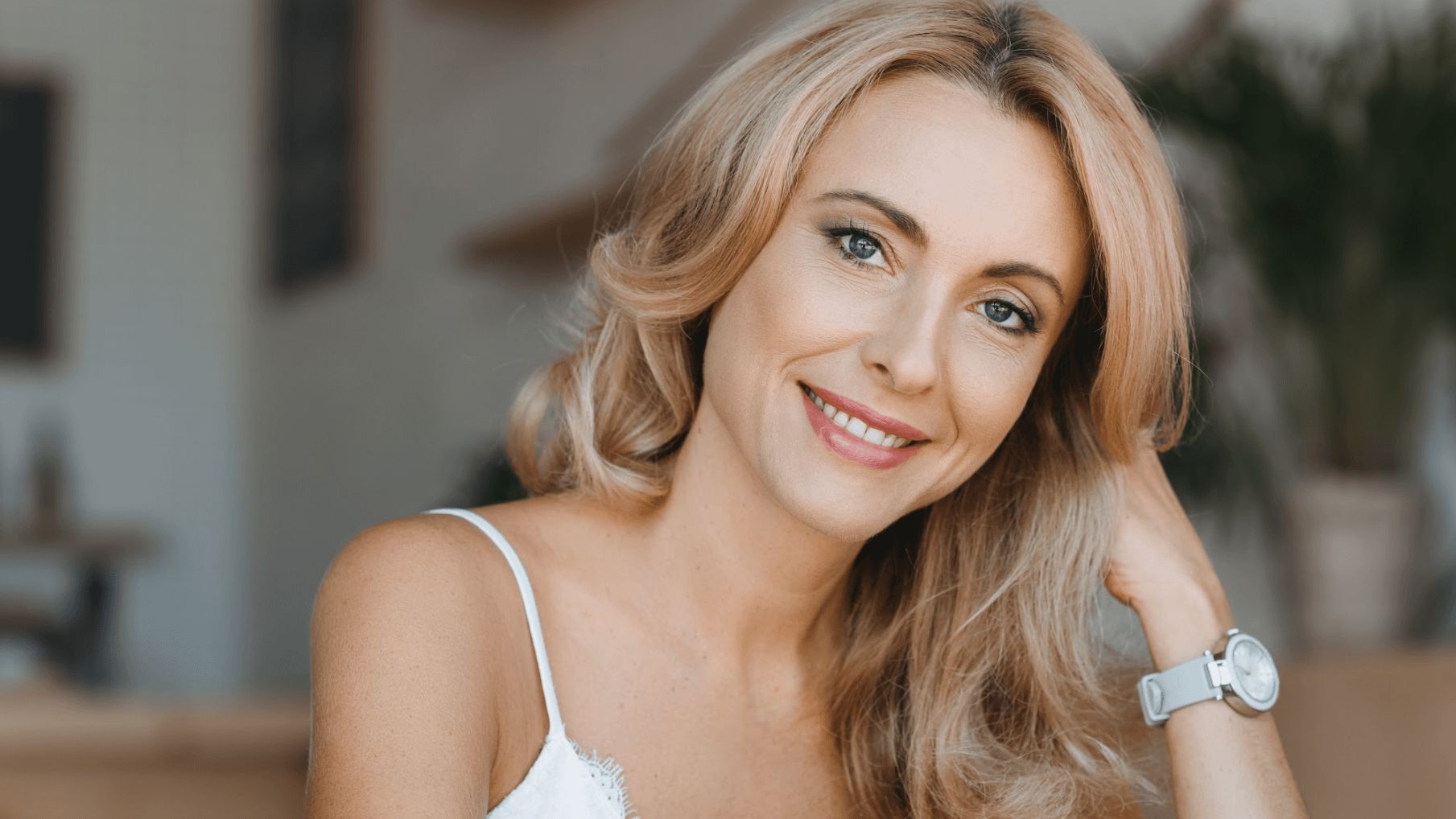Improve the Appearance of Sunken Eyes with a Facial Fat Transfer